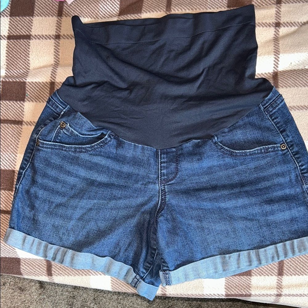 💋3/$30Women's Blue Denim Maternity Shorts